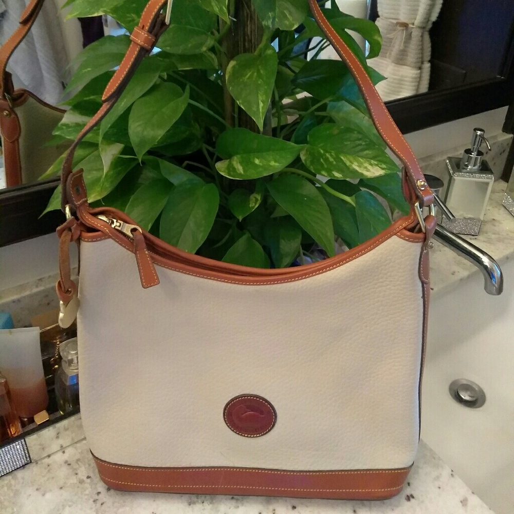Authentic Dooney & Burke Vintage Shoulder Bag